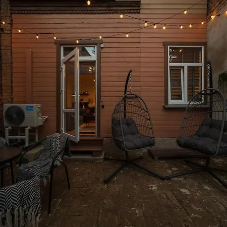 Cozy Terrace & Free Parking In The Heart Of Apartament *