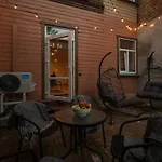 Apartment Cozy Terrace & Free Parking In The Heart Of Riga