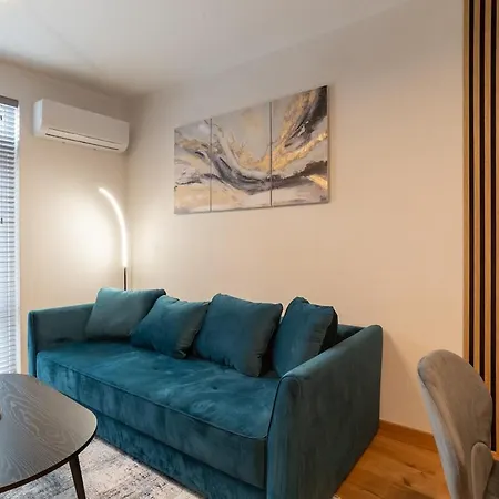 公寓 Cozy Terrace & Free Parking In The Heart Of 里加