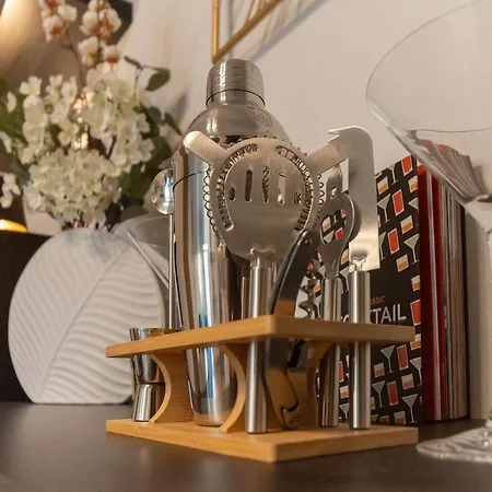 Cozy Terrace & Free Parking In The Heart Of Riga