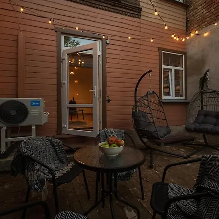 Апартаменты Cozy Terrace & Free Parking In The Heart Of Рига