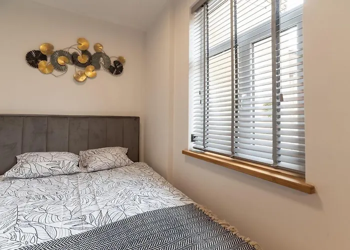 Cozy Terrace & Free Parking In The Heart Of Apartment Riga