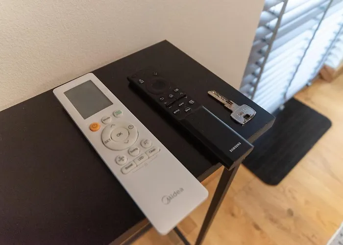 Cozy Terrace & Free Parking In The Heart Of *