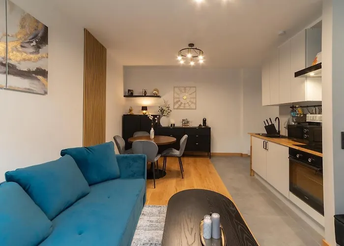 公寓 Cozy Terrace & Free Parking In The Heart Of *