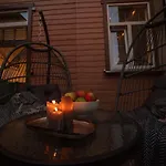 Cozy Terrace & Free Parking In The Heart Of דירה *