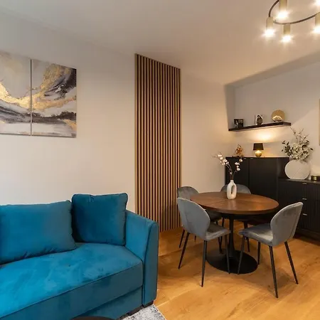 דירה Cozy Terrace & Free Parking In The Heart Of ריגה